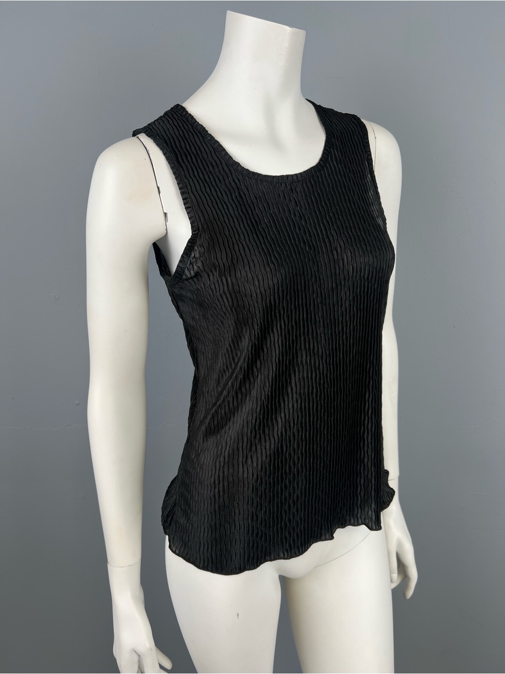 Tradition Made in Canada Black Sleeveless Textured Tank Top - Brand Unlabeled